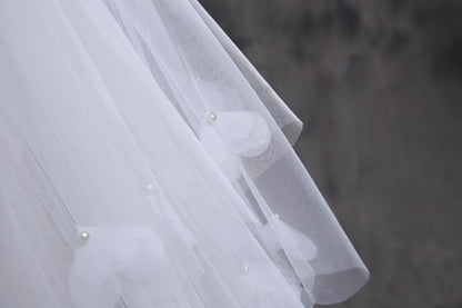 Elegant wedding veil - DAYANCA